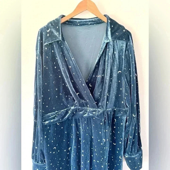 Cider Curve Blue Velvet V-Neck Star & Moon Long Sleeve Mini Dress Plus Size 4XL - Picture 4 of 13
